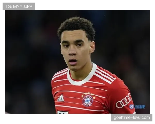 穆西亚拉训练场专注力飙升，状态回暖展现新生力量