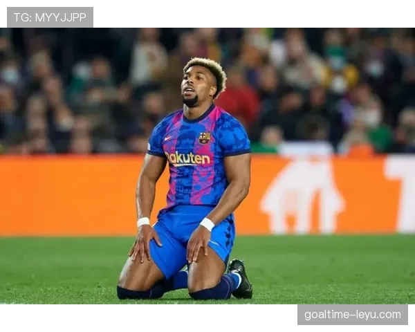 加拉塔萨雷中路渗透显威力，状态回暖再创佳绩