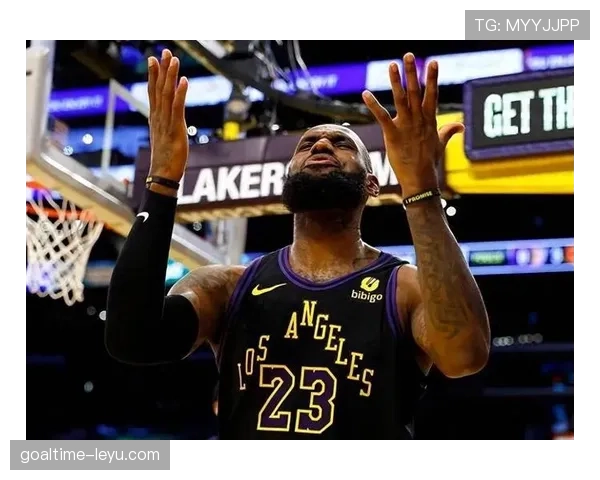 詹姆斯再创助攻新高，率湖人强势逆转对手状态回暖