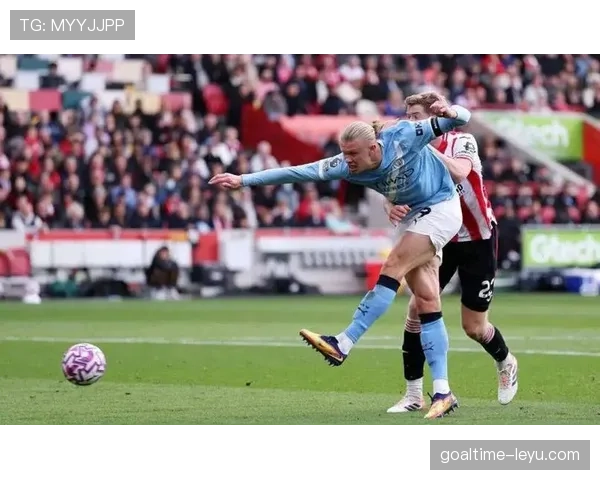 欧洲杯再书传奇：球员帽子戏法点燃赛场激情