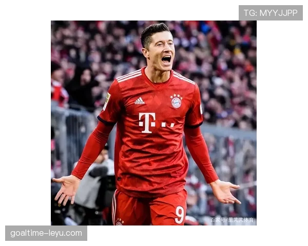 莱万转型组织核心?助攻能力凸显,或成球队新引擎