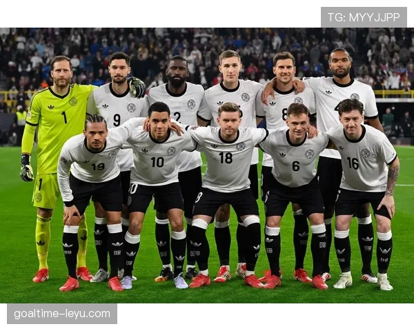 英格兰U19队在欧洲锦标赛中表现稳健，成功晋级四强引人关注