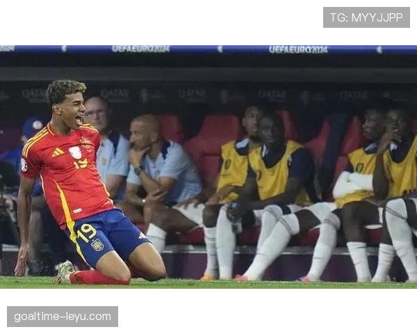 拉明·亚马尔刷新西甲最年轻首发纪录